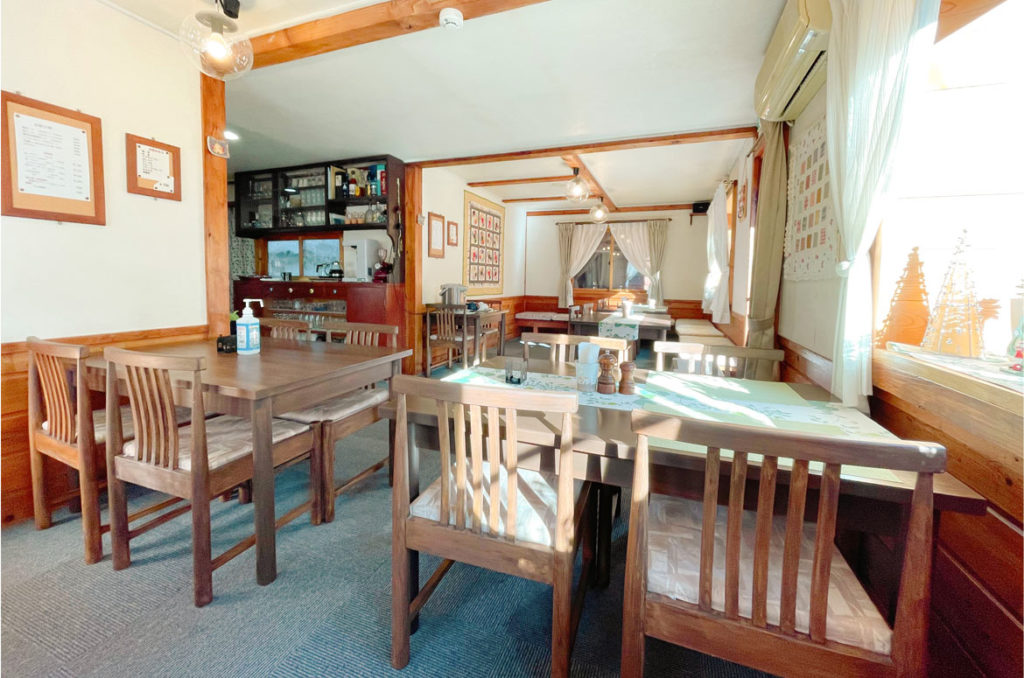 Azami Lodge餐廳